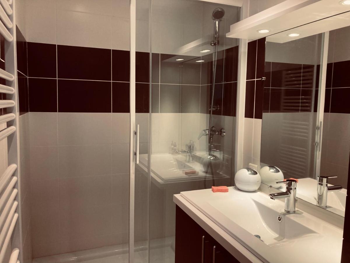 Standing, Luminosite A 100M De La Mer, T3 Prestige Сент-Илер-де-Рие Екстериор снимка